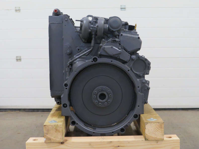 Deutz0BF4M10120Engine-2