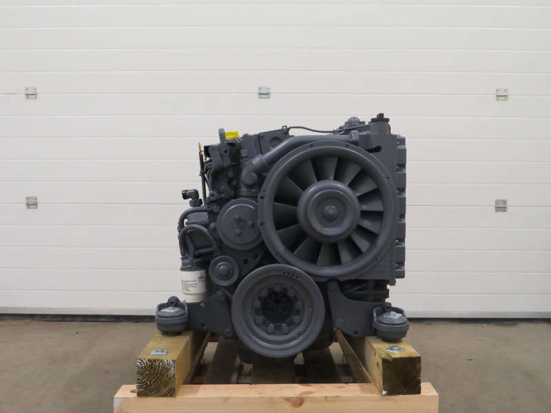 Deutz0BF4M10120Engine-4